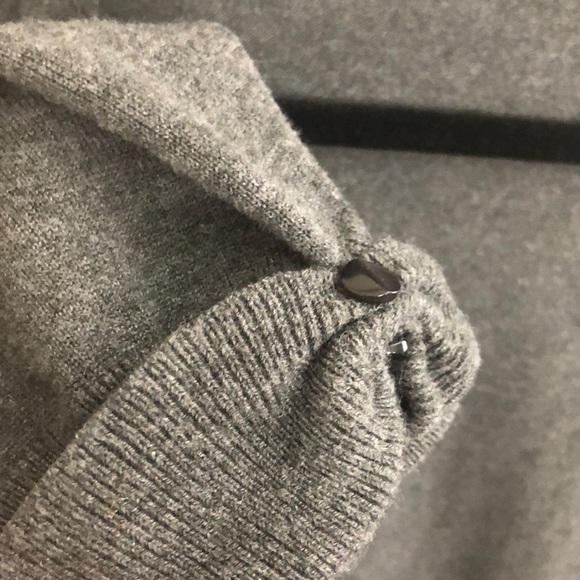 Over jacket - Picture 4 of 4